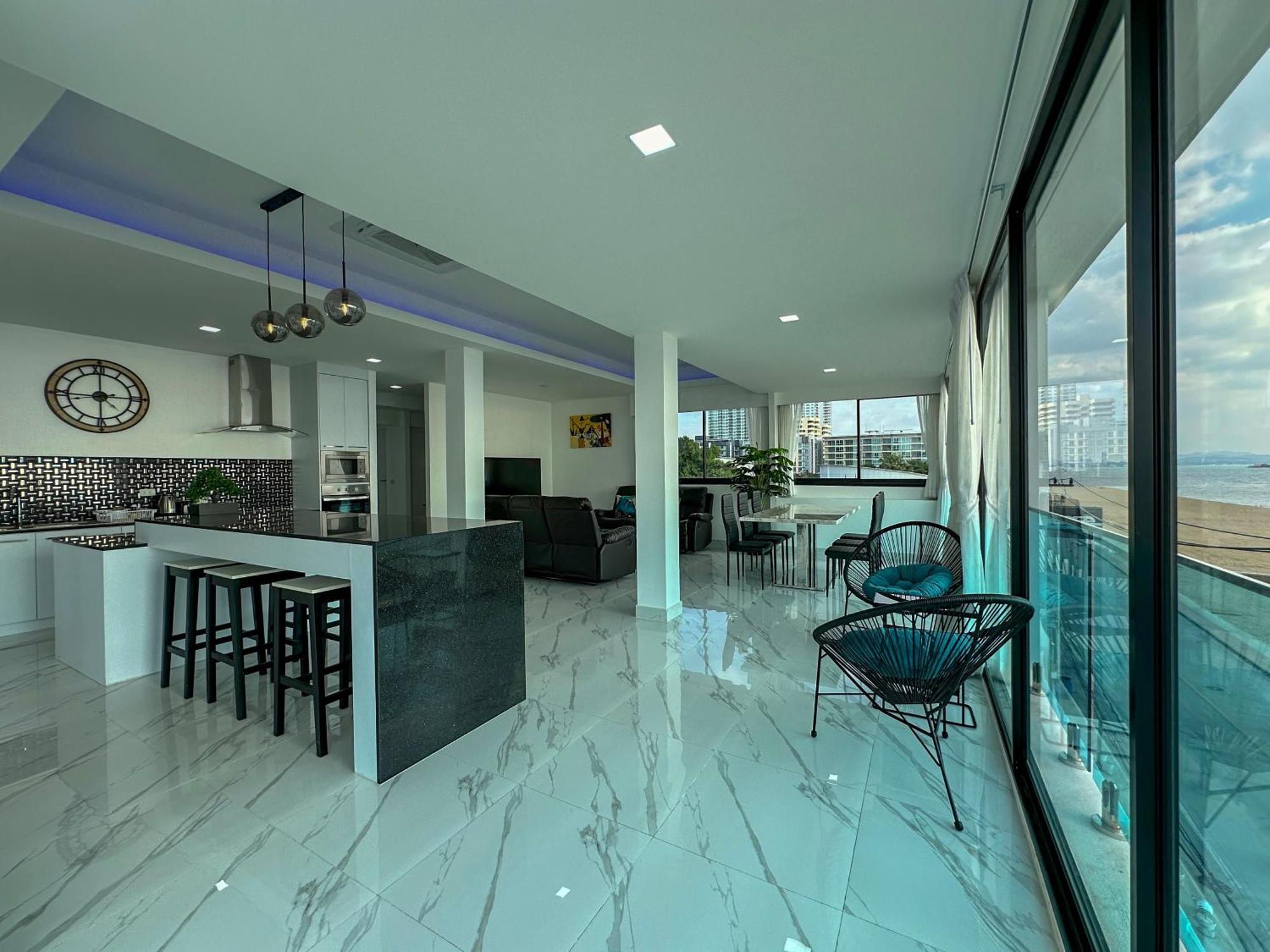 Stunning Beachfront View Luxurious Apartment 40 Jomtien Beach Dış mekan fotoğraf