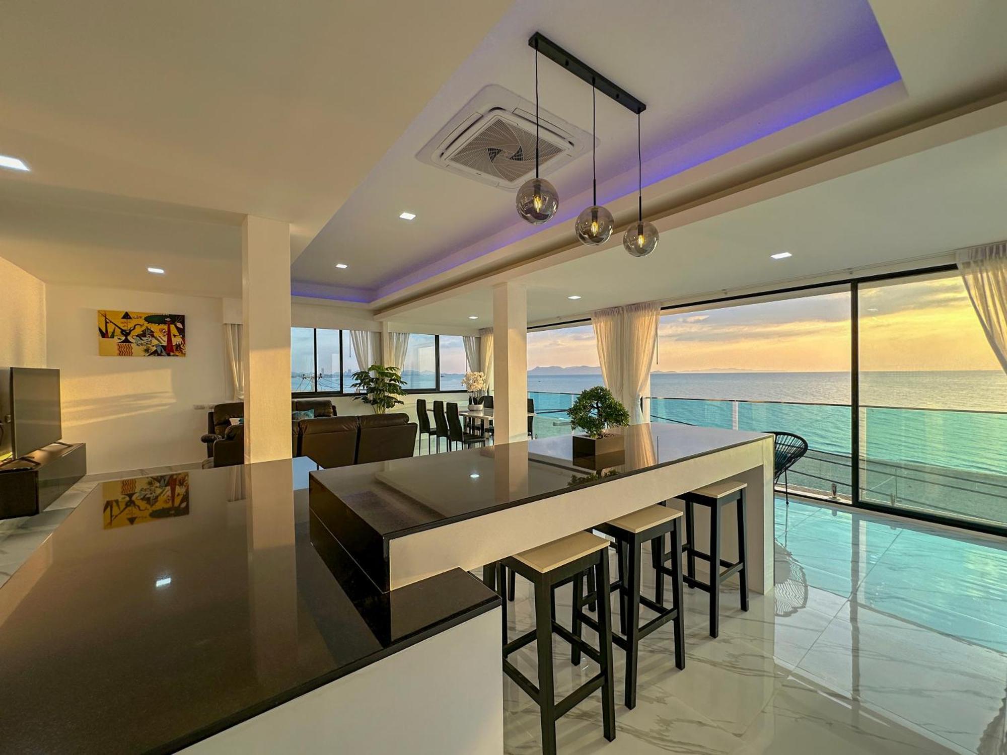 Stunning Beachfront View Luxurious Apartment 40 Jomtien Beach Dış mekan fotoğraf