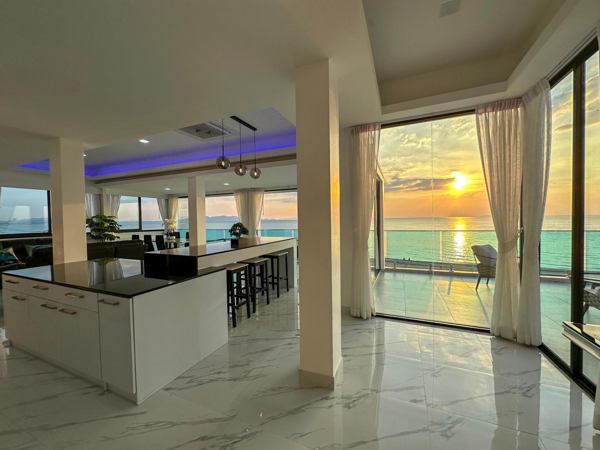 Stunning Beachfront View Luxurious Apartment 40 Jomtien Beach Dış mekan fotoğraf